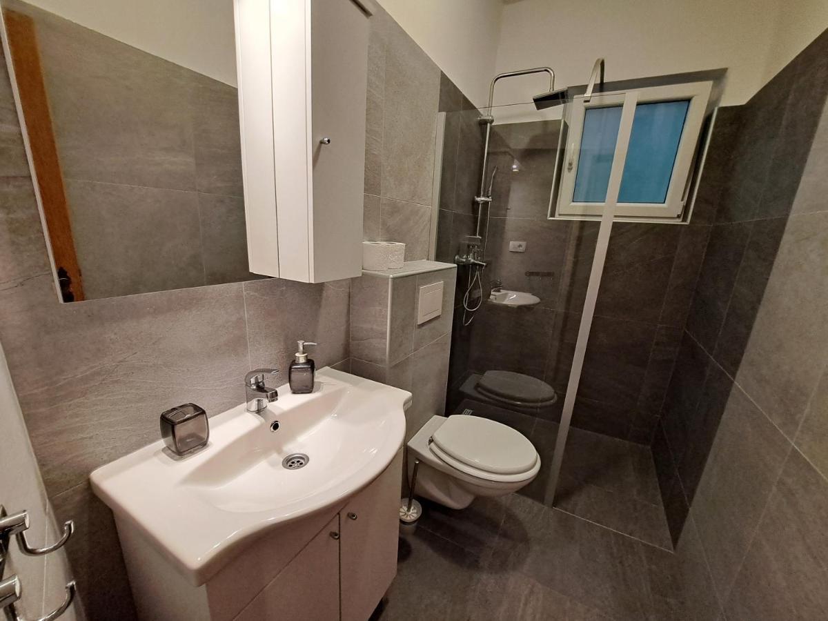 Apartments Sersic Baska Экстерьер фото