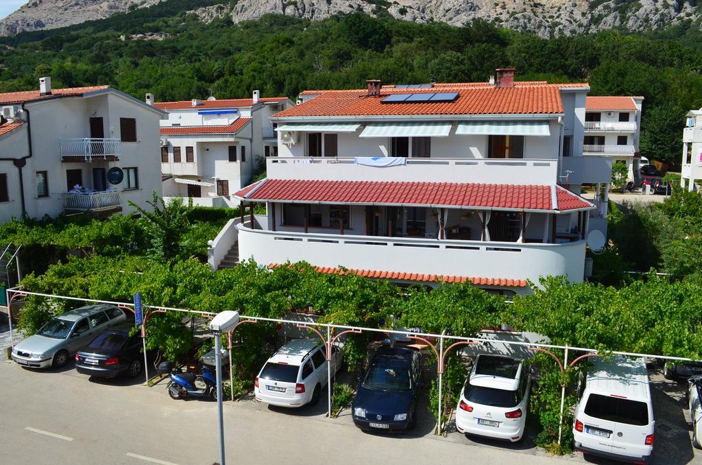 Apartments Sersic Baska Экстерьер фото